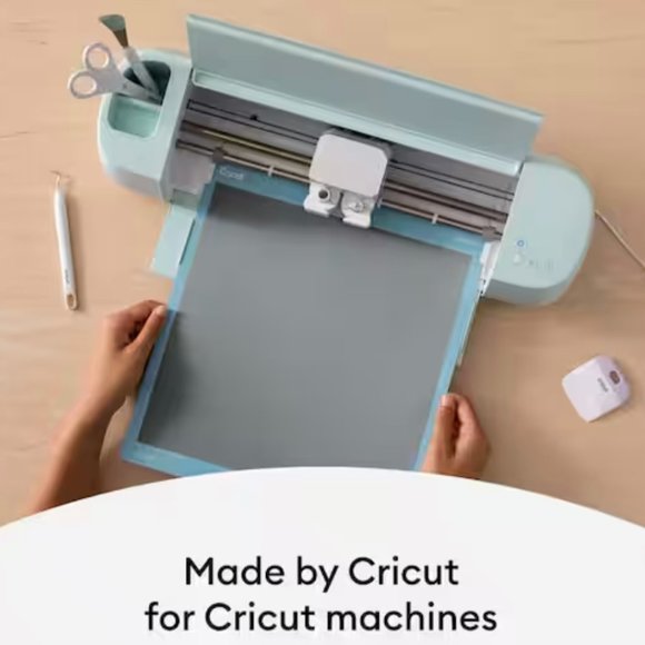 Cricut Iron-on Vinyl - Silver - NWT - Picture 3 of 4